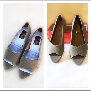 Final Sale New Beige Open Toe Shoes By Aerosols✂️✂️✂️